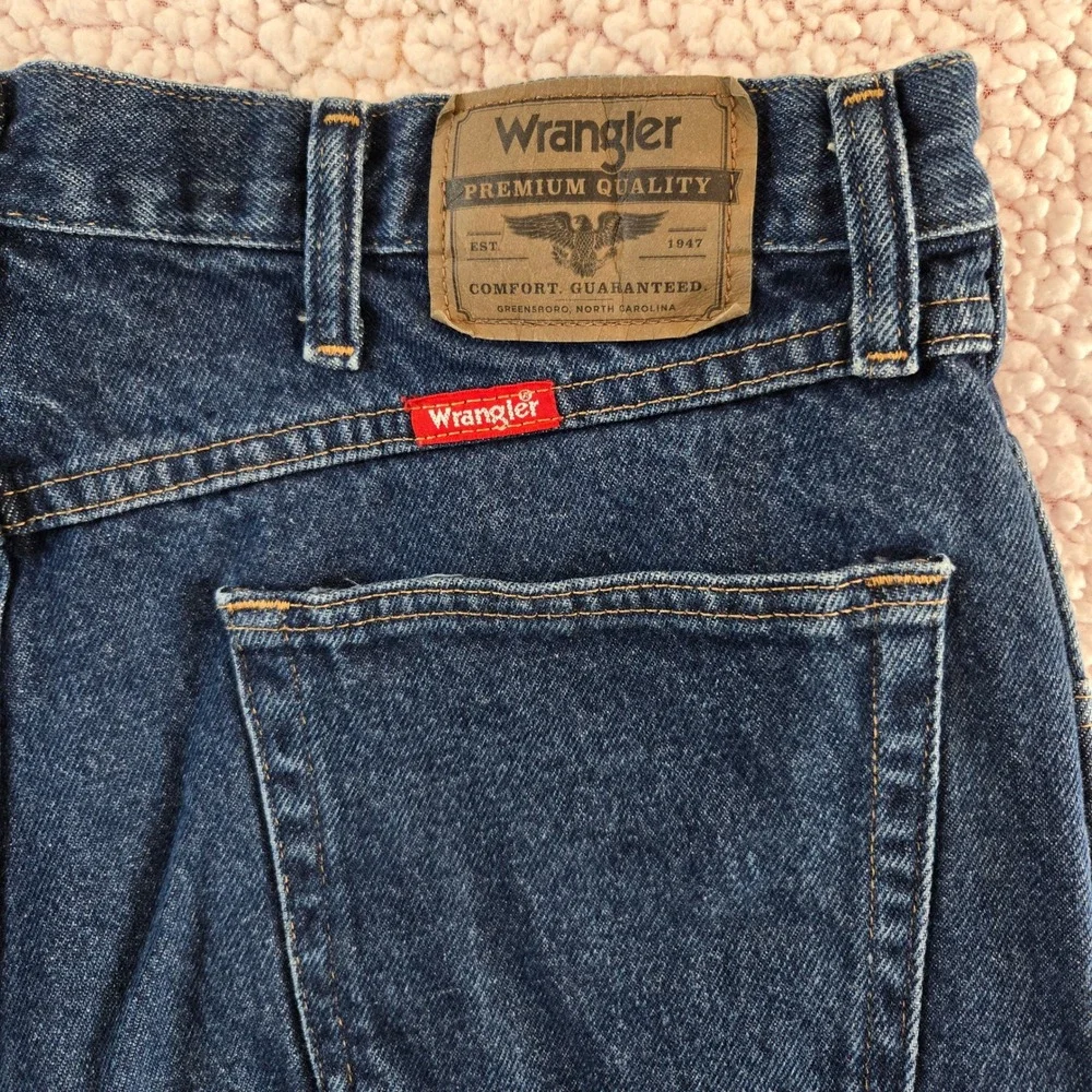 Wrangler Premium Quality Dark Wash Regular Fit‎ Heavy Jeans Mens 36x34 (33.5)